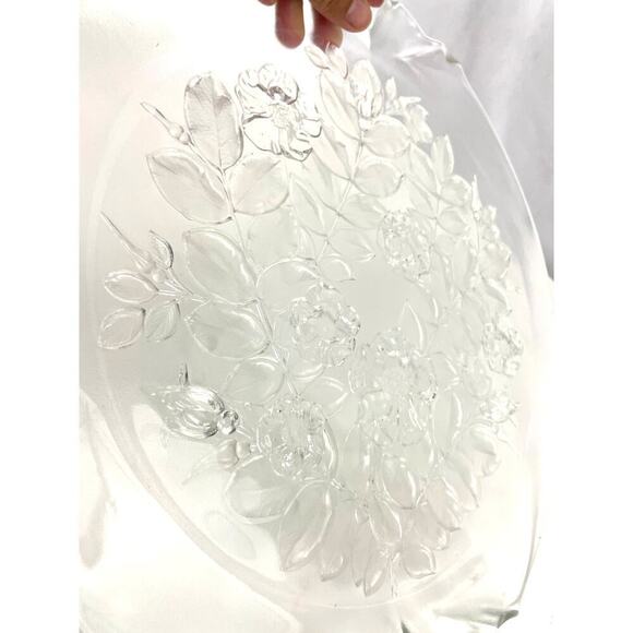Mikasa Crystal Bianca Cake Frosted Glass Platter Flowers 14” Ruffle Edge - Picture 4 of 16